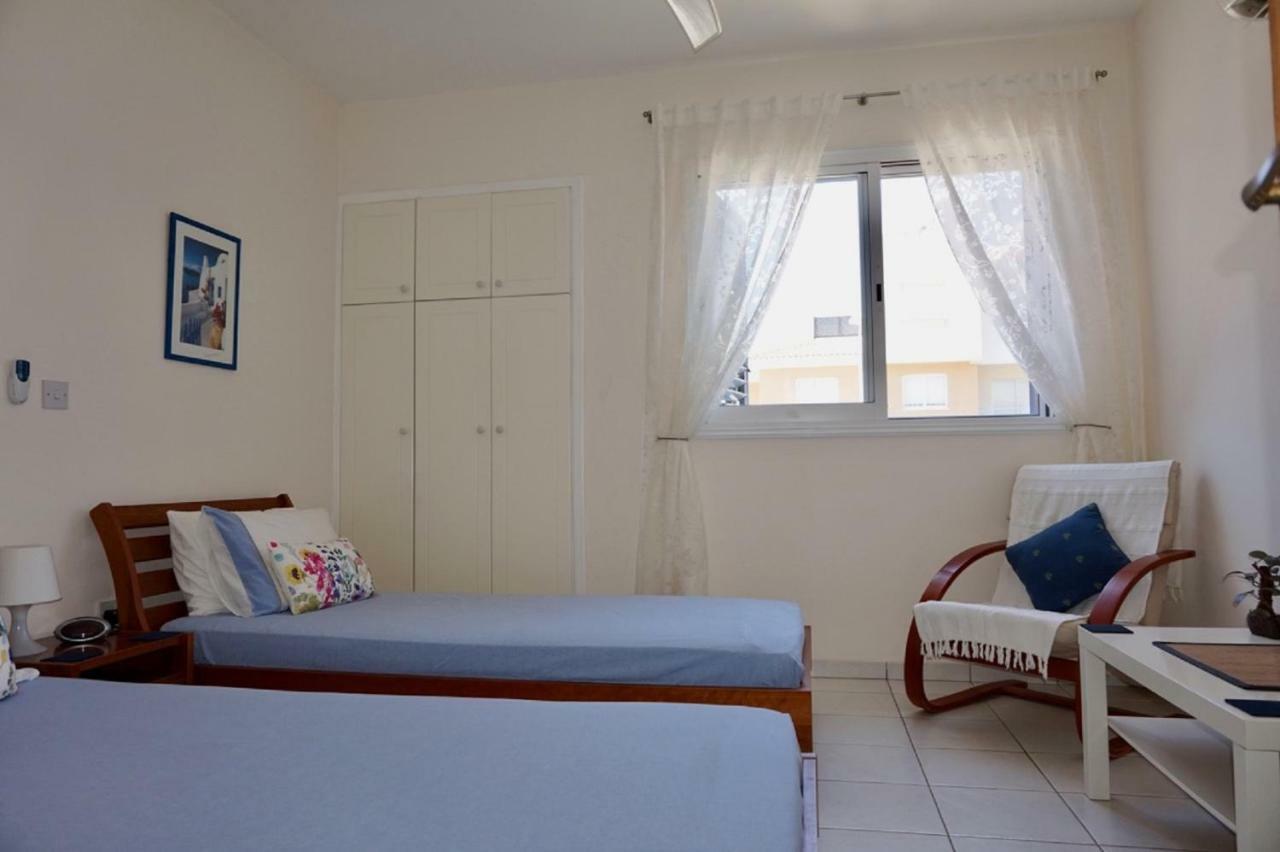 הוילה Aurora Townhouse - Complimentary Paphos Airport Transport מראה חיצוני תמונה