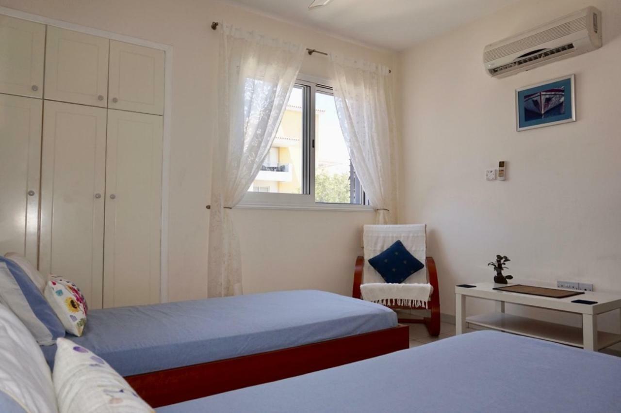 הוילה Aurora Townhouse - Complimentary Paphos Airport Transport מראה חיצוני תמונה