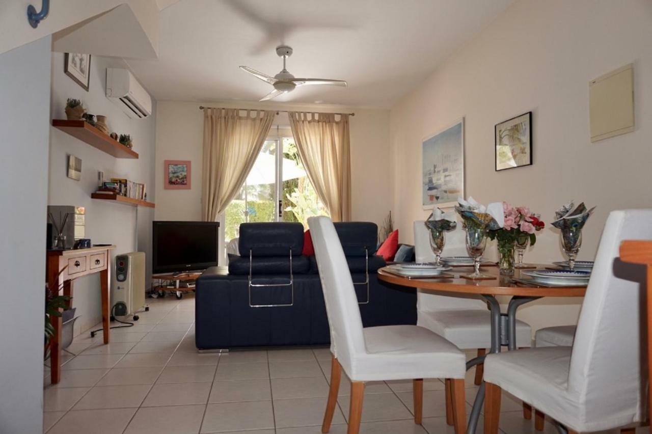 הוילה Aurora Townhouse - Complimentary Paphos Airport Transport מראה חיצוני תמונה