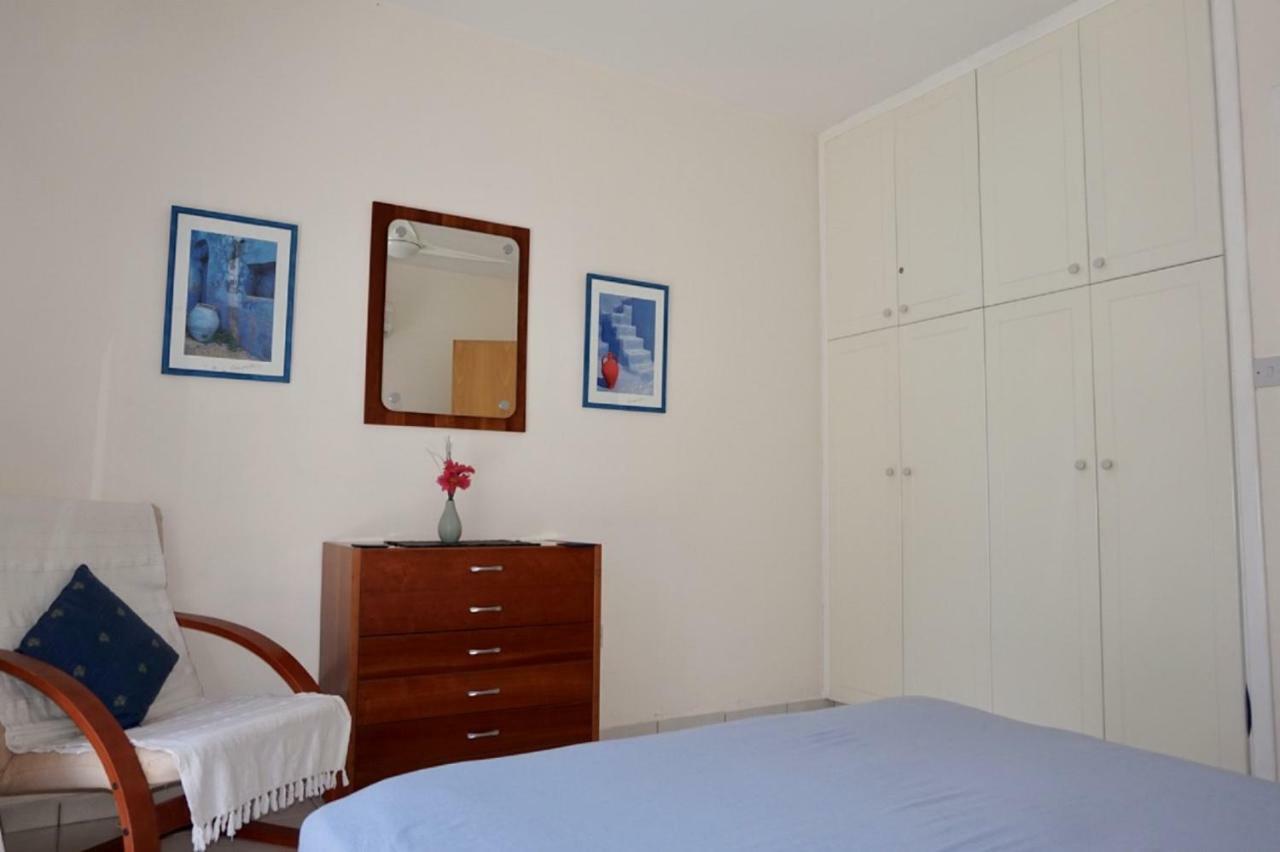 הוילה Aurora Townhouse - Complimentary Paphos Airport Transport מראה חיצוני תמונה