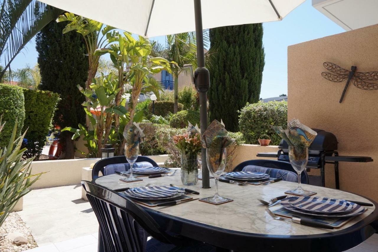 הוילה Aurora Townhouse - Complimentary Paphos Airport Transport מראה חיצוני תמונה
